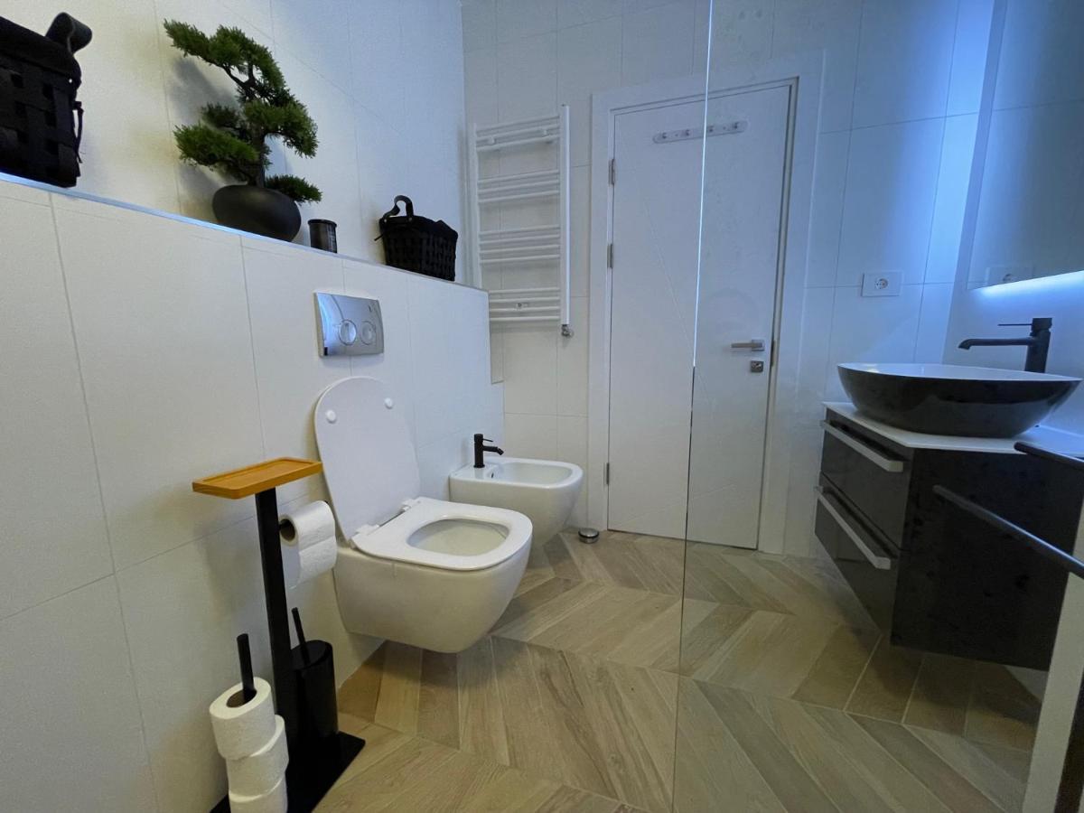 Brighita Apartment Oradea Exterior photo